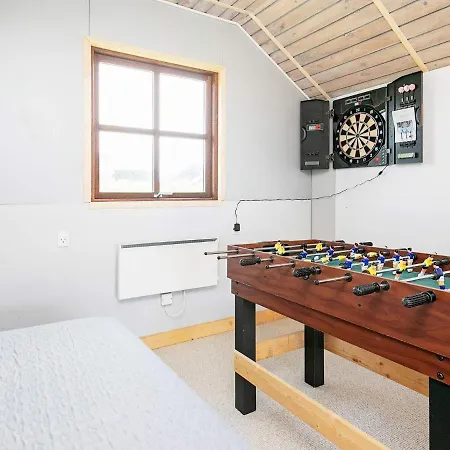 8 Person Holiday In Harbo Re * Harboør