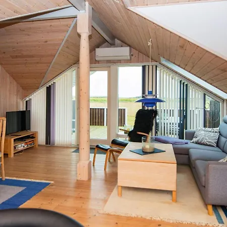 8 Person Holiday In Harbo Re *