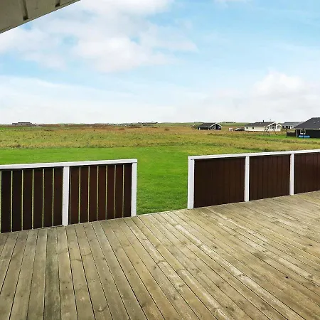 8 Person Holiday In Harbo Re